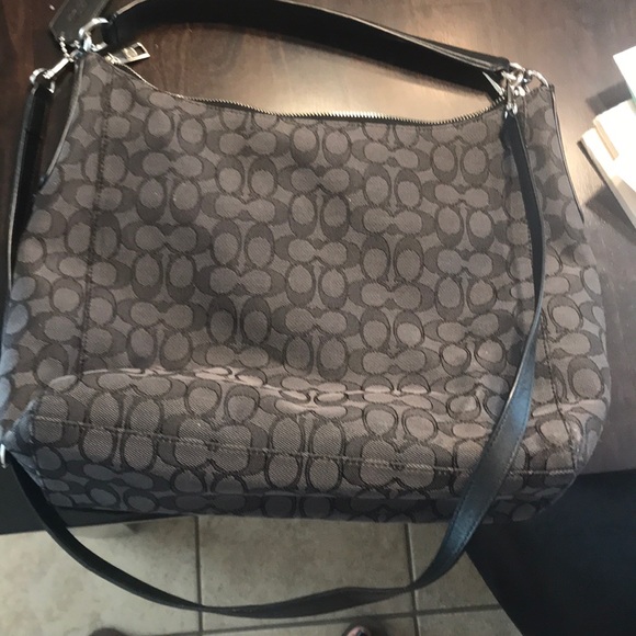 Coach Satchel - Picture 4 of 4